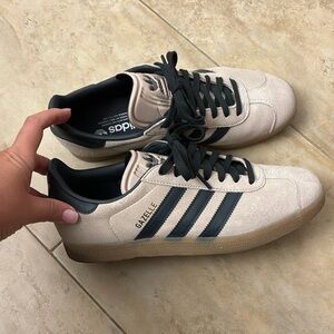 Adidas Gazelle sneakers size men 8/women 9